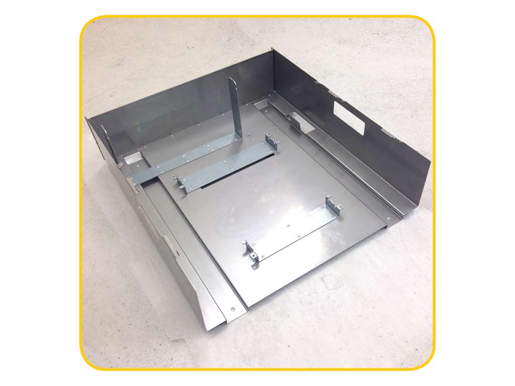 Gehäuse 600x553x195